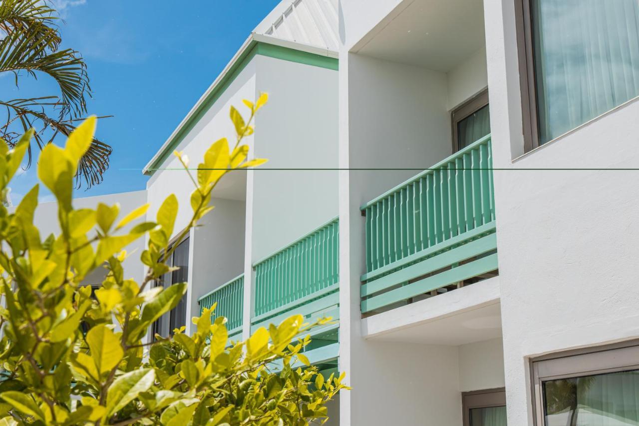 The Mill Resort And Suites Palm Beach Exterior foto