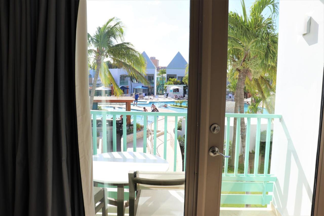 The Mill Resort And Suites Palm Beach Exterior foto