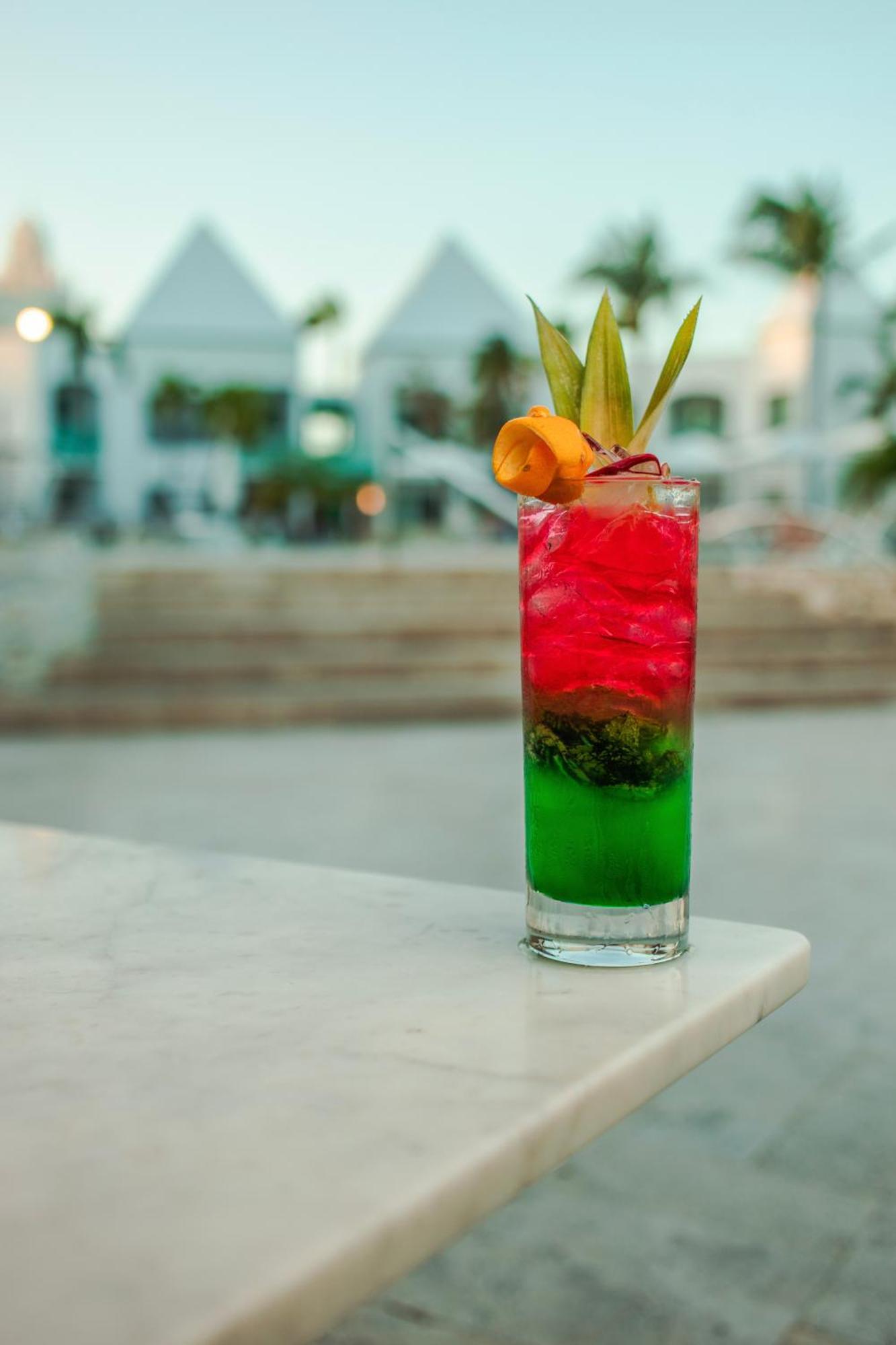 The Mill Resort And Suites Palm Beach Exterior foto